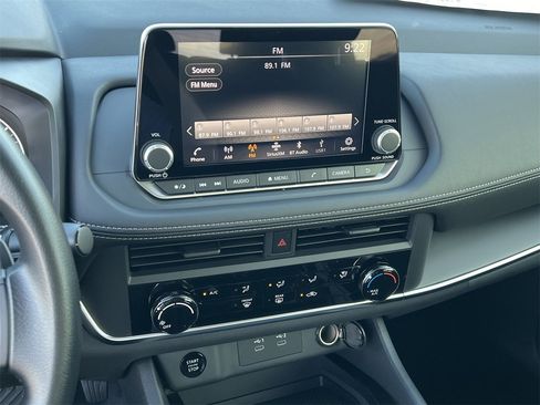 New 2026 Nissan Rogue S image 10