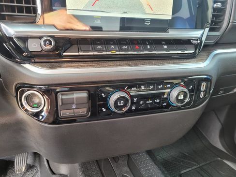 Used 2026 Chevrolet Silverado 1500 RST w/ RST Select Package AWD/4WD image 26