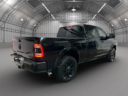Used 2022 RAM 2500 Laramie AWD/4WD image 6