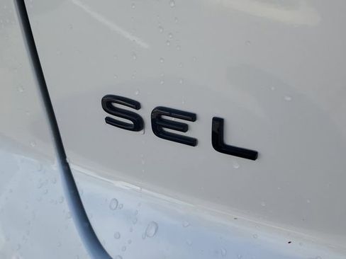 New 2026 Volkswagen Atlas Cross Sport SEL R-Line AWD/4WD image 6
