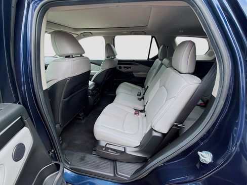 Certified 2024 Honda Pilot Touring image 24