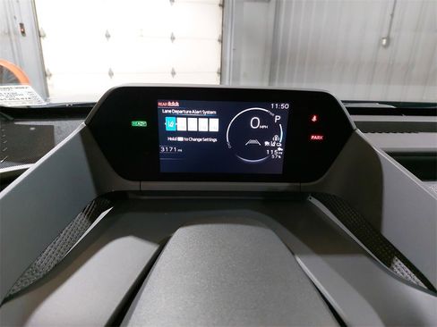 Used 2025 Subaru Solterra Touring image 20