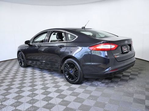 Used 2014 Ford Fusion SE w/ Equipment Group 202A FWD image 6