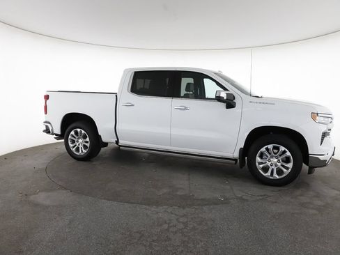 Used 2026 Chevrolet Silverado 1500 LTZ w/ Technology Package RWD image 15