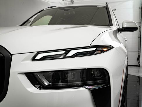 New 2026 BMW X7 xDrive40i w/ M Sport Package image 15