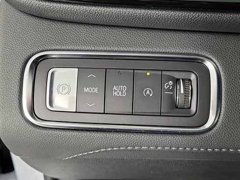 Used 2026 Buick Enclave Sport Touring w/ Power Package FWD image 29