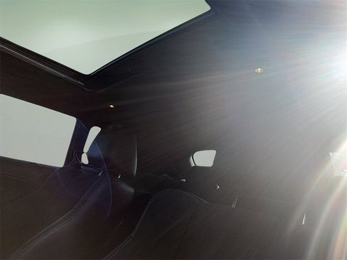 Used 2023 Dodge Challenger R/T w/ Plus Package image 10