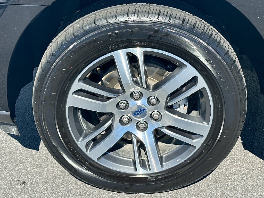 Used 2024 Ford Expedition Limited RWD image 24