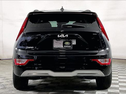 Used 2025 Kia Niro Wind FWD image 3