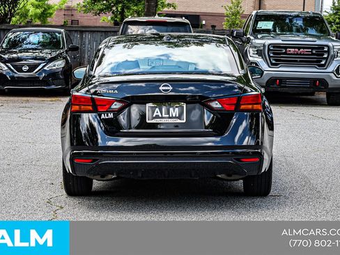Used 2025 Nissan Altima 2.5 SV FWD image 13