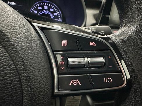 Used 2024 Kia Forte LXS image 19