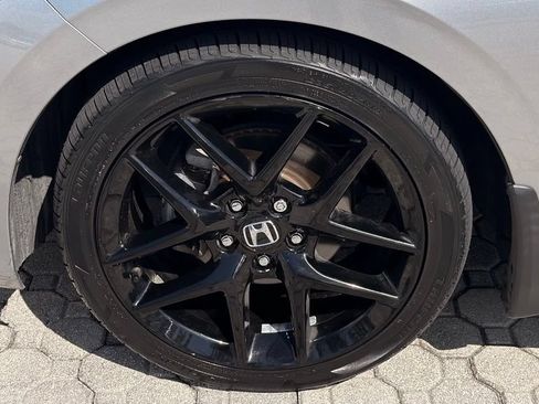 Used 2024 Honda Civic Sport image 17