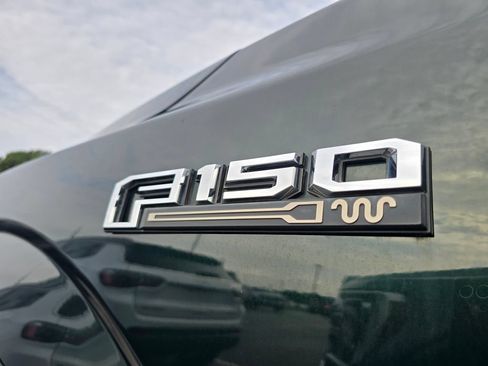Used 2015 Ford F150 King Ranch w/ Equipment Group 601A Luxury AWD/4WD image 19