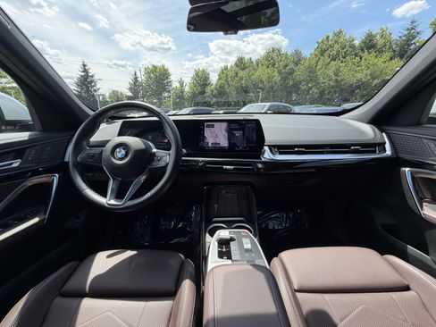 Used 2023 BMW X1 xDrive28i w/ Convenience Package AWD/4WD image 18