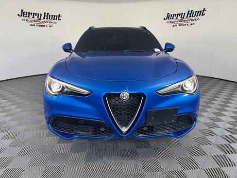 Used 2019 Alfa Romeo Stelvio Ti Sport w/ Quick Order Package 22S Sport AWD/4WD image 5