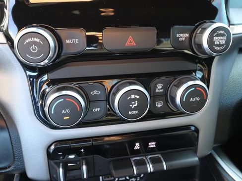 Used 2022 RAM 1500 Big Horn image 22