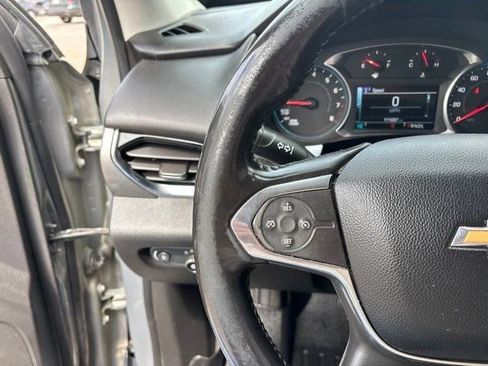 Used 2019 Chevrolet Traverse LT AWD/4WD image 17