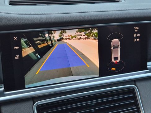Certified 2023 Porsche Panamera Platinum Edition RWD image 18