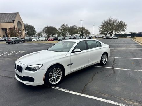 Used 2015 BMW 740Li xDrive image 1