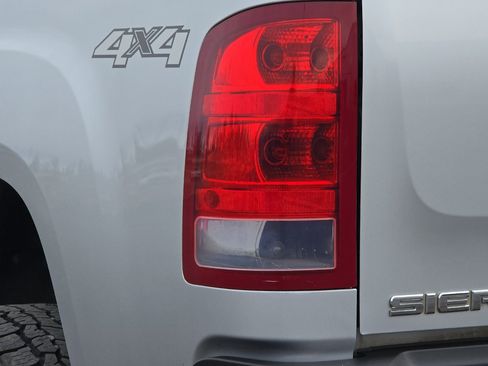 Used 2012 GMC Sierra 2500 SLE w/ SLE Preferred Package image 43