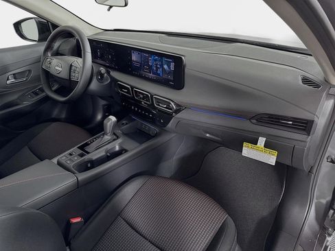 New 2026 Nissan Sentra SR FWD image 27