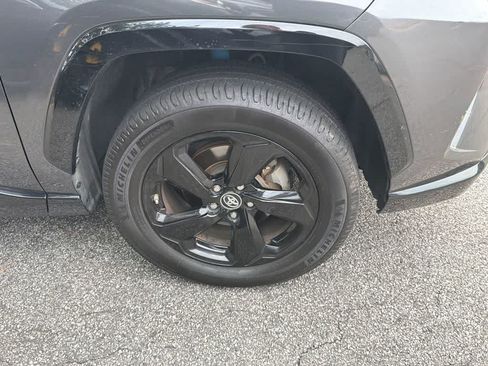 Used 2019 Toyota RAV4 XSE AWD/4WD image 4