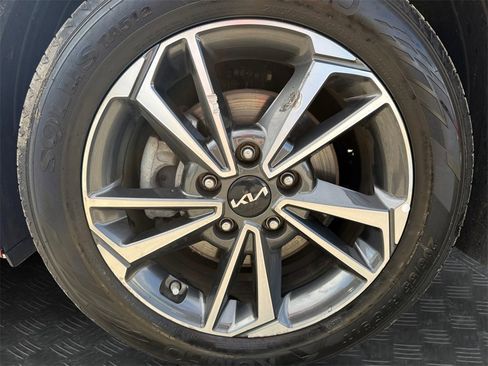 Certified 2023 Kia Forte LXS image 20