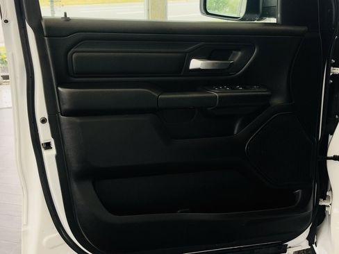 Used 2025 RAM 1500 Tradesman AWD/4WD image 32