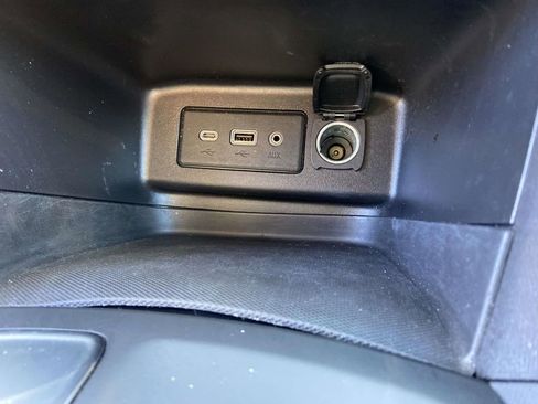 Used 2019 Chevrolet Equinox LT image 25