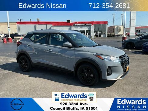 Used 2024 Nissan Kicks SV FWD image 1
