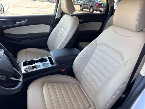 Certified 2024 Ford Edge SEL w/ Convenience Package AWD/4WD image 23