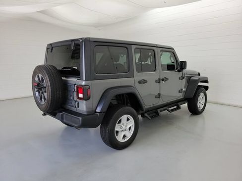 Used 2019 Jeep Wrangler Unlimited Sport S AWD/4WD image 5