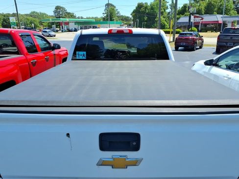 Used 2016 Chevrolet Silverado 1500 Custom w/ Custom Convenience Package RWD image 8