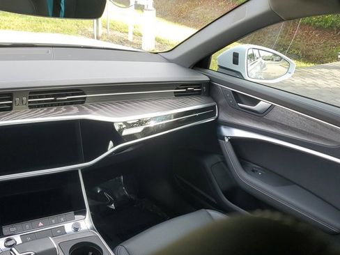 Certified 2025 Audi A6 Premium Plus image 18