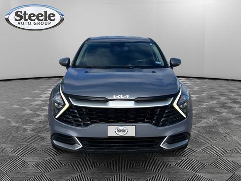 Used 2023 Kia Sportage EX image 8