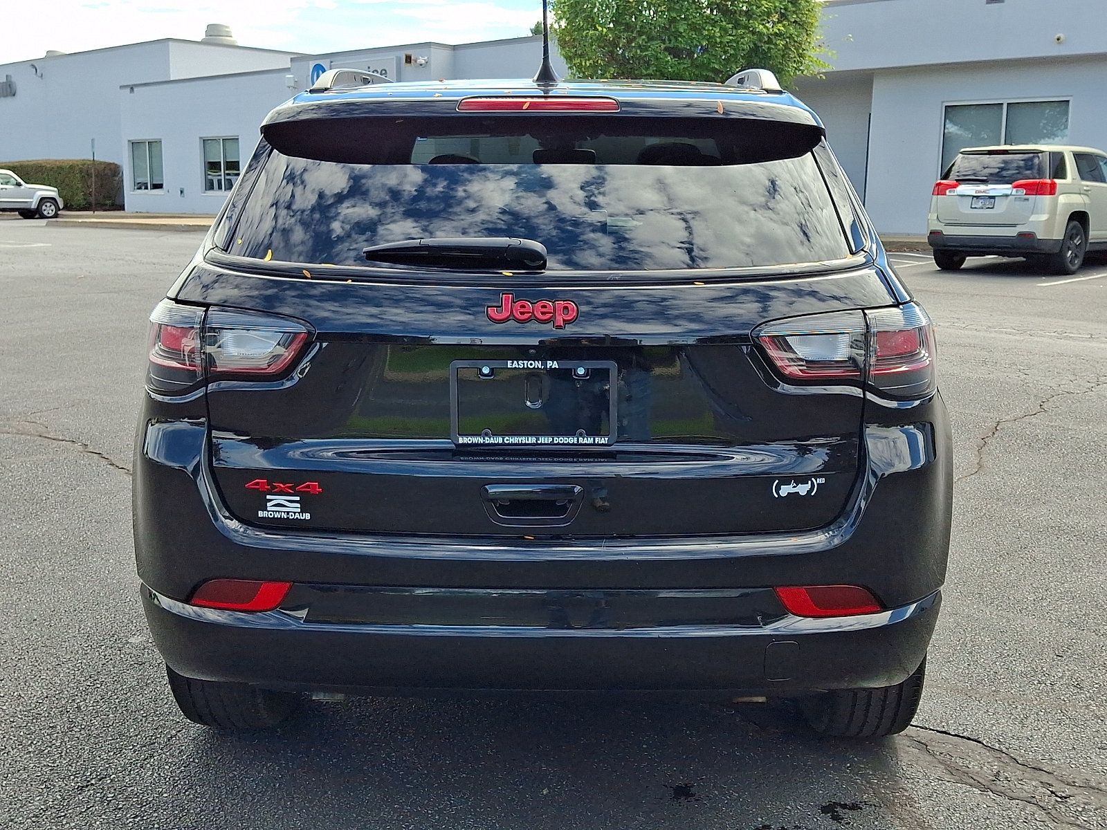 Used 2023 Jeep Compass Limited w/ Elite Group for (Red) Edition AWD/4WD image 5