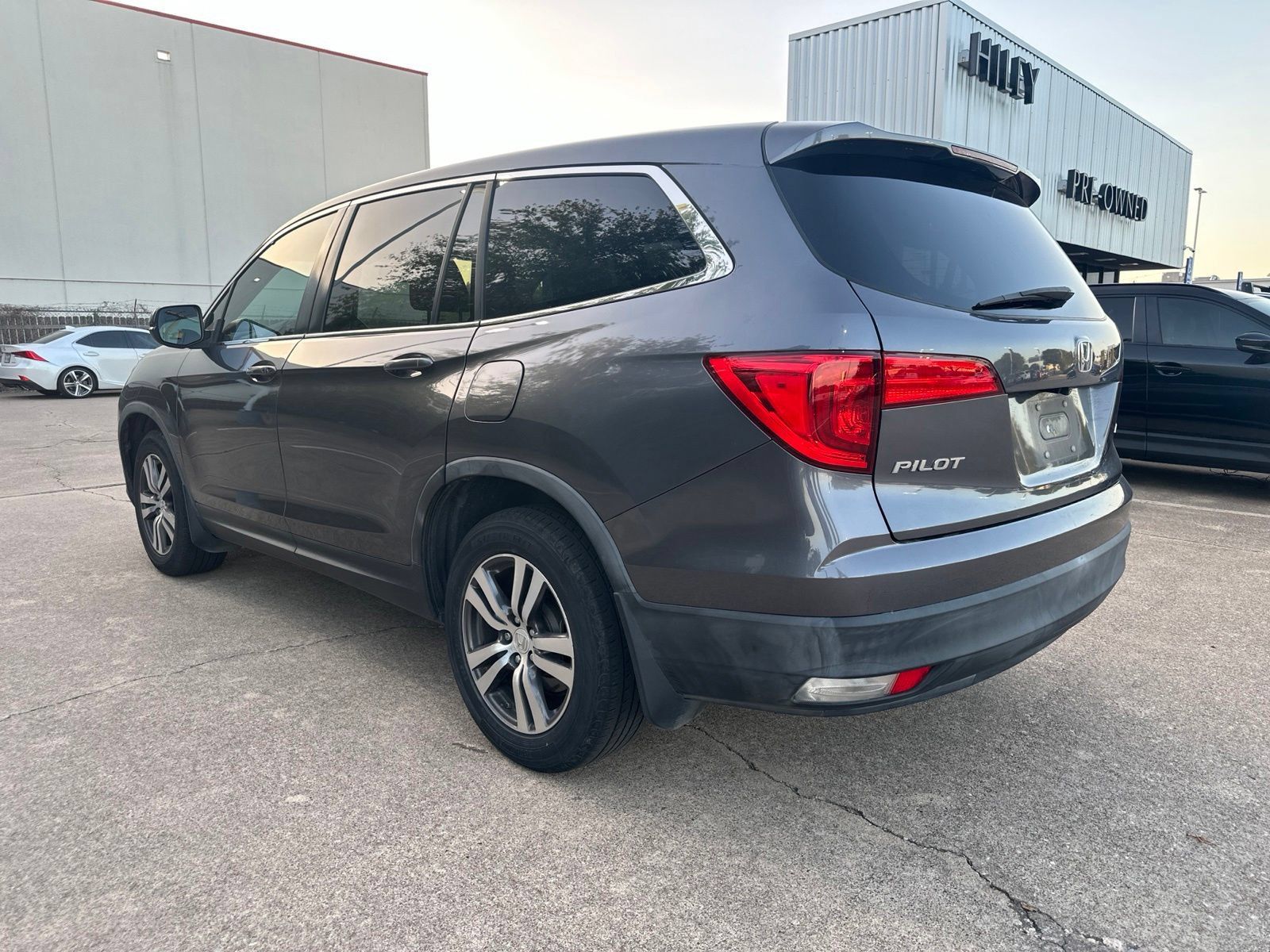 Used 2016 Honda Pilot EX-L image 5