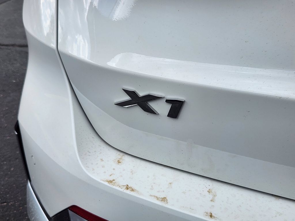 New 2026 BMW X1 xDrive28i w/ Technology Package AWD/4WD image 19