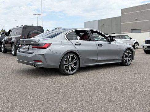 Used 2024 BMW 330i Sedan w/ Convenience Package RWD image 6