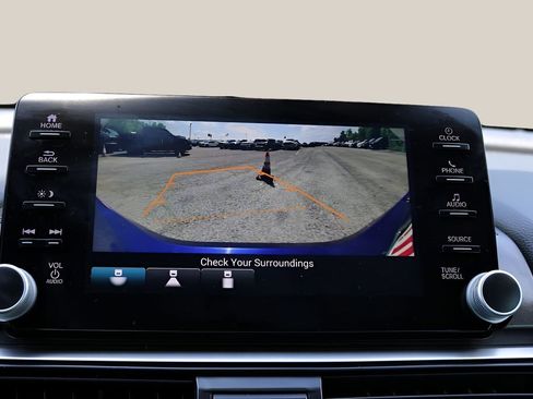Used 2018 Honda Accord Sport image 21