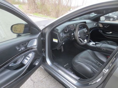 Used 2014 Mercedes-Benz S 63 AMG 4MATIC Sedan image 7