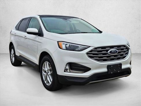 Used 2022 Ford Edge SEL w/ Convenience Package image 3