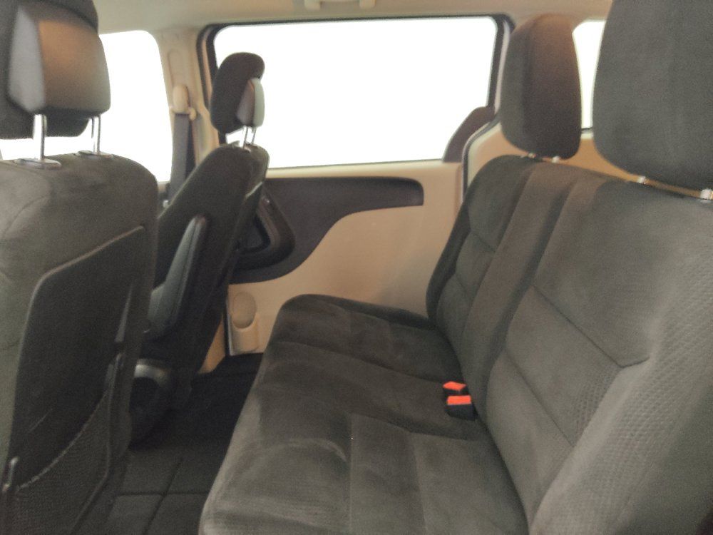Used 2017 Dodge Grand Caravan SE w/ Power Window Group FWD image 18