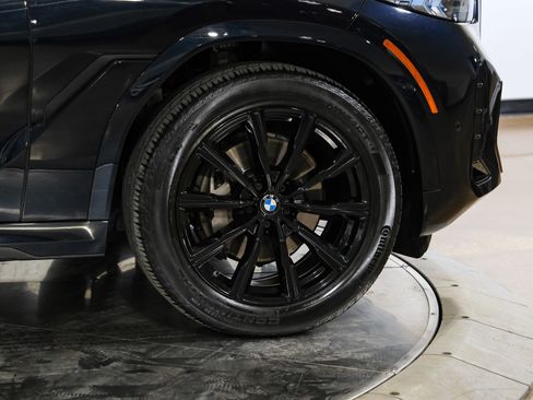 Used 2025 BMW X6 xDrive40i w/ Climate Comfort Package AWD/4WD image 65