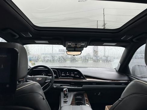 Used 2021 Cadillac Escalade Premium Luxury Platinum image 28