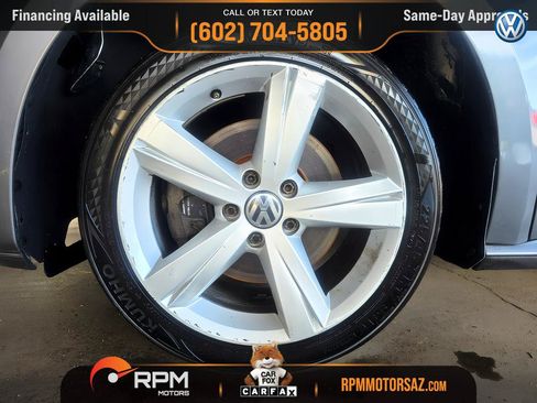 Used 2013 Volkswagen Passat 2.5 SE FWD image 22