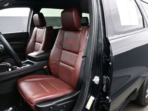 Used 2025 Dodge Durango GT image 10