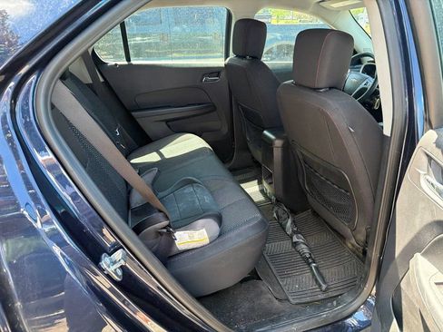 Used 2017 Chevrolet Equinox LS FWD image 16