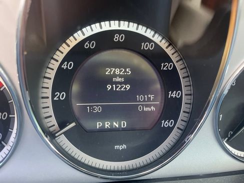 Used 2011 Mercedes-Benz C 300 Sedan image 13