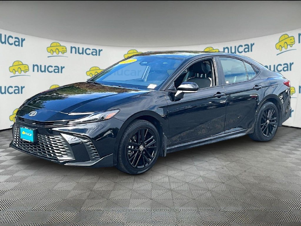 Used 2025 Toyota Camry SE w/ Convenience Package AWD/4WD image 3